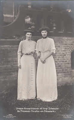 Kronprinzessin mit ihrer Schwester Prinzessin Christian von Dänemark