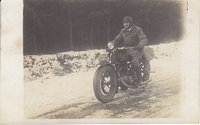 Motorrad im Winter