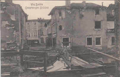 Vic Seille Gesprengte Brücke